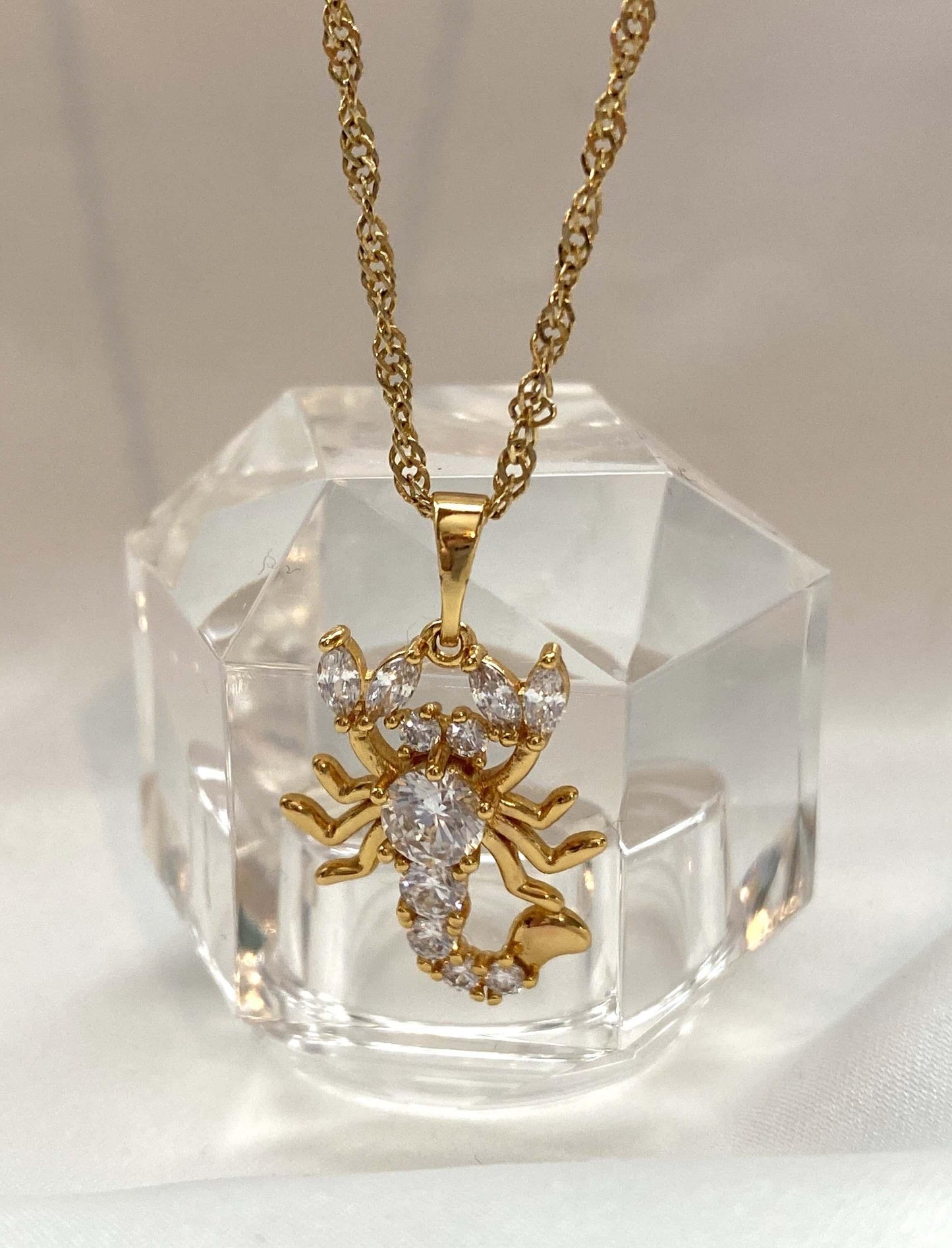 scorpion necklace cubic zirconia crystal necklace 18k gold