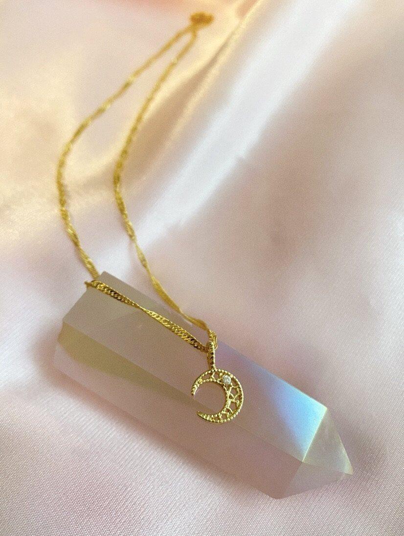 La Lune Necklace (18k gold) - Luna Alaska Jewelry