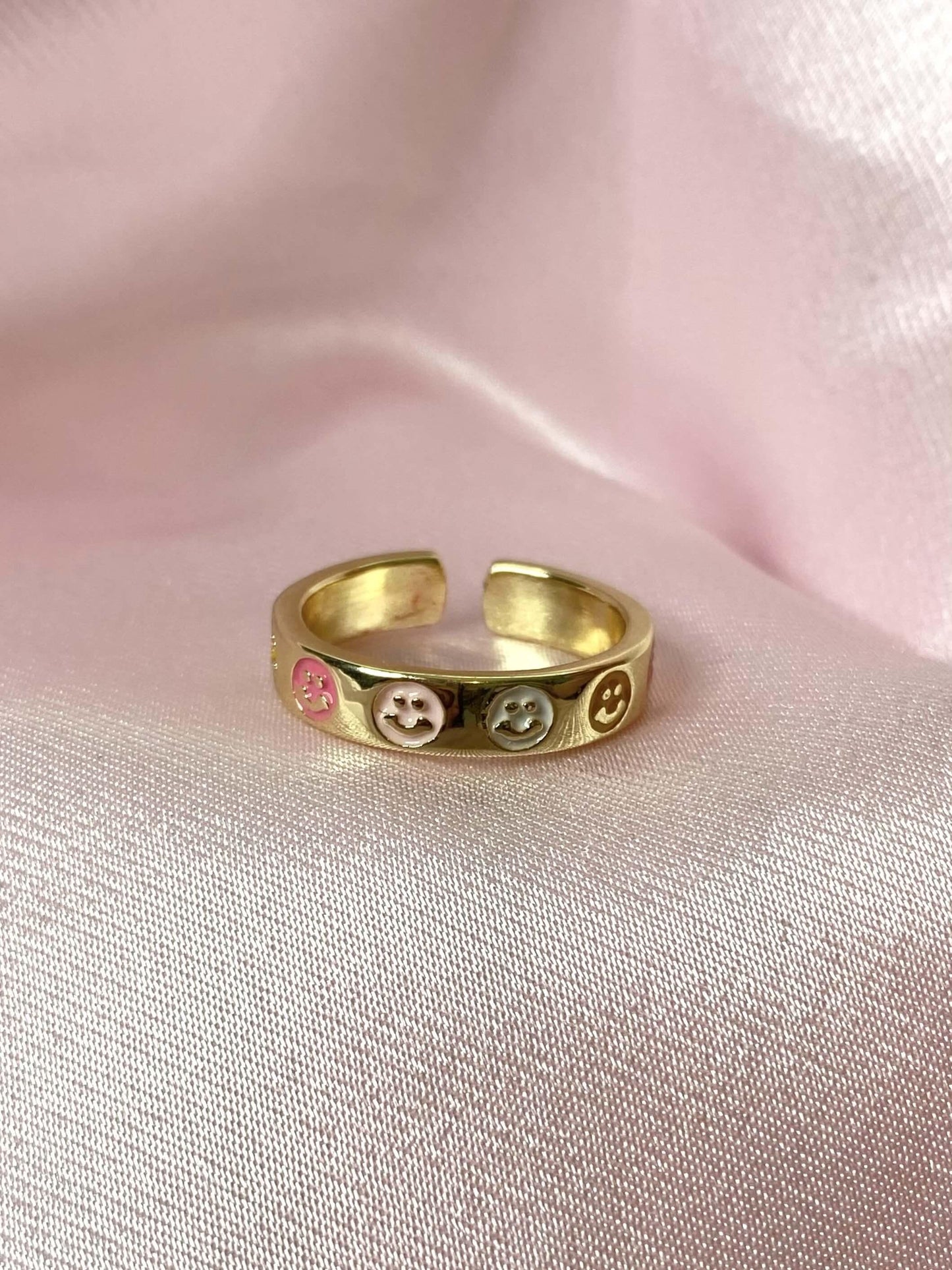 Always Smiling Ring - Luna Alaska Jewelry