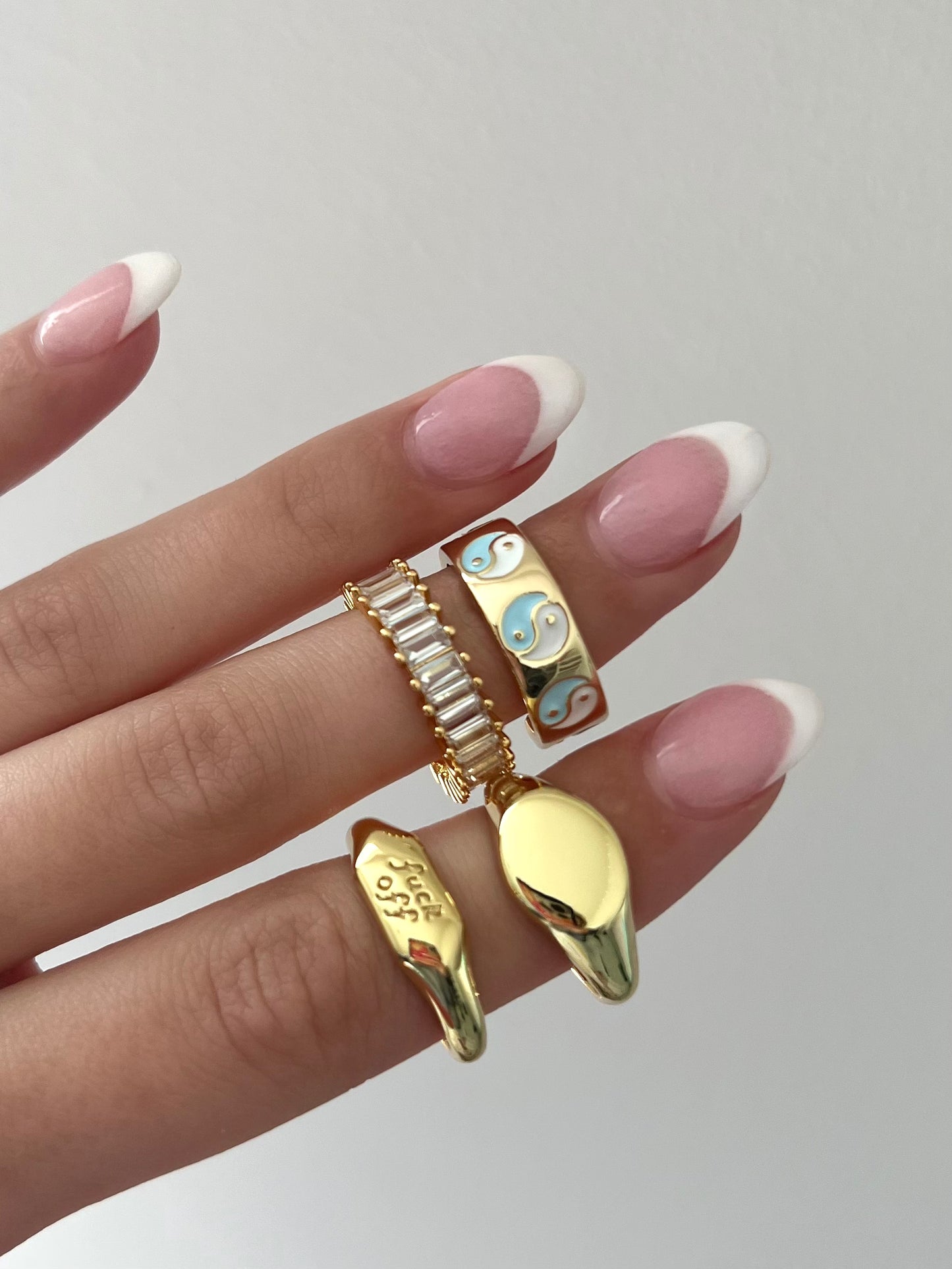 Lueur Signet Ring
