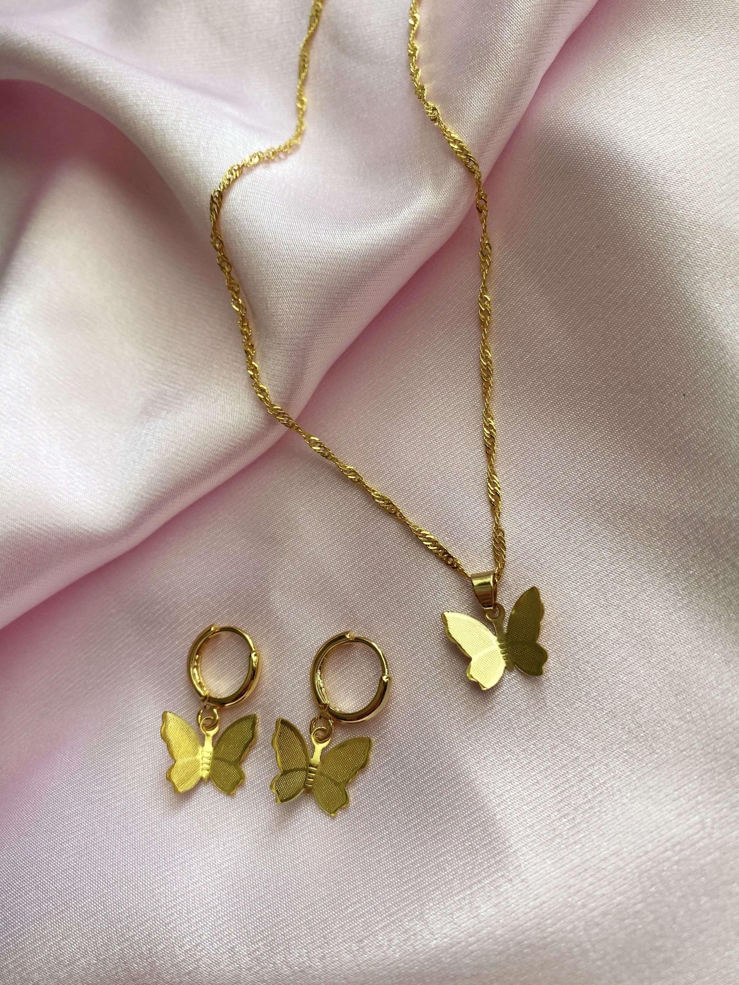 Flutter Away Butterfly Necklace (Gold) - Luna Alaska Jewelry