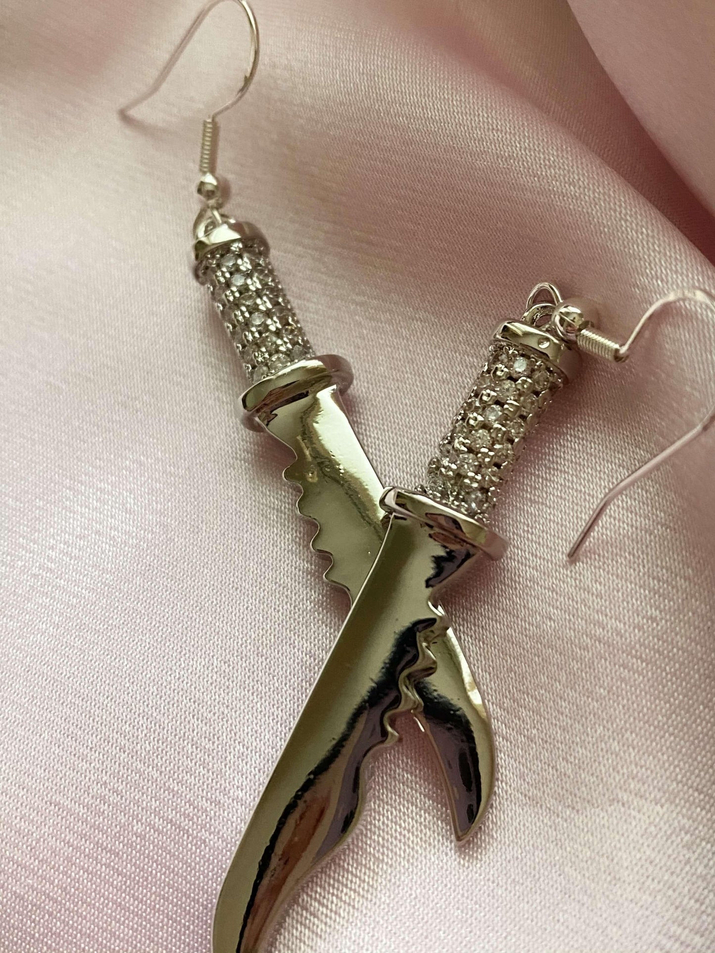 18k Slasher Earrings - Luna Alaska Jewelry