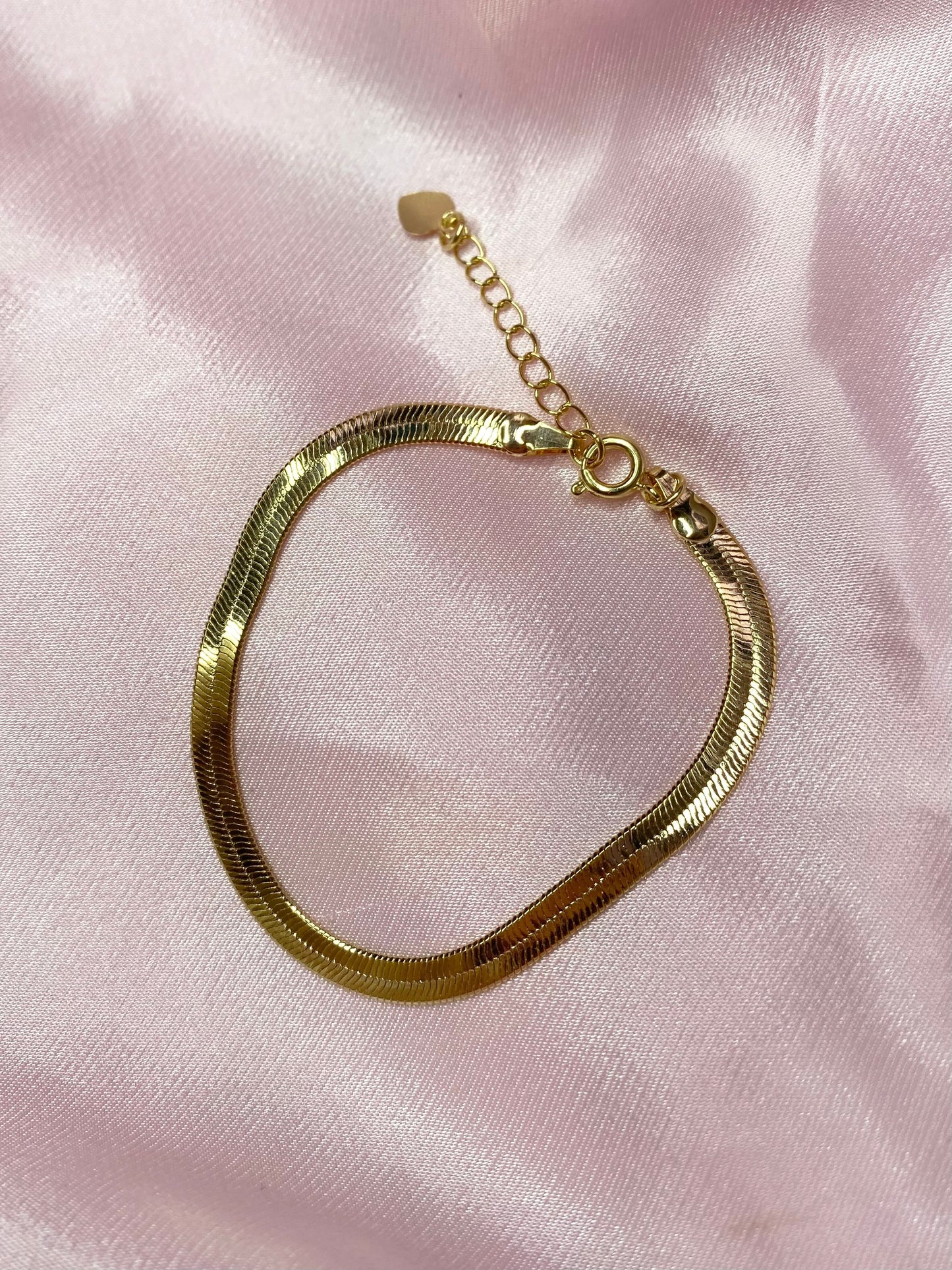 Herringbone Bracelet (18k gold) - Luna Alaska Jewelry