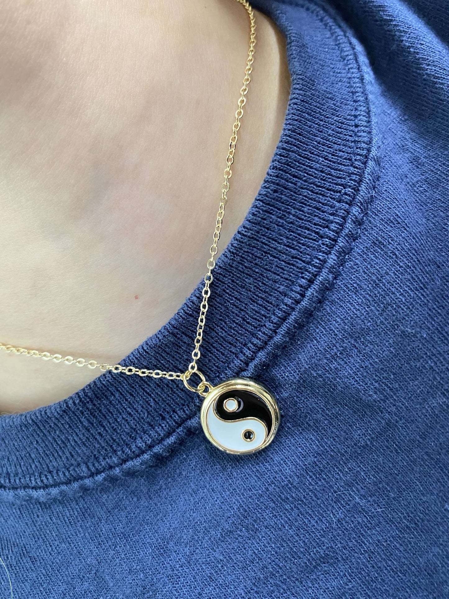 Yin Yang Necklace (14k gold) – Luna Alaska Jewelry