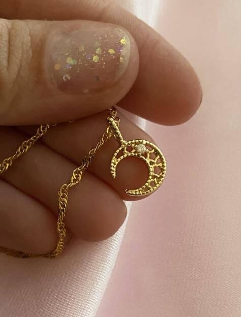 La Lune Necklace (18k gold) - Luna Alaska Jewelry