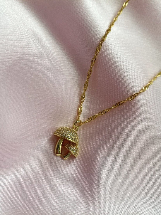 Mushie Necklace (18k gold) - Luna Alaska Jewelry