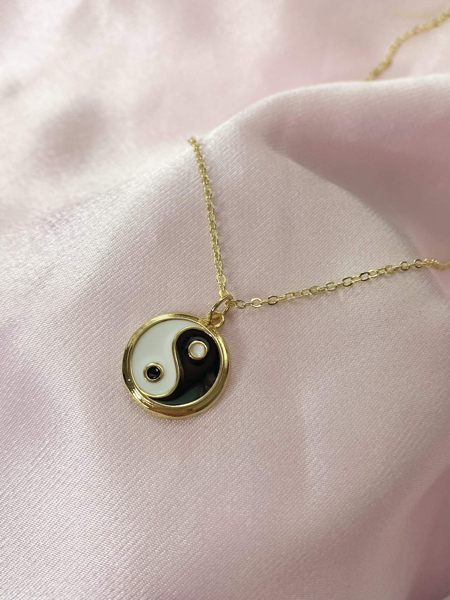 Load image into Gallery viewer, Yin Yang Necklace (14k gold) - Luna Alaska Jewelry
