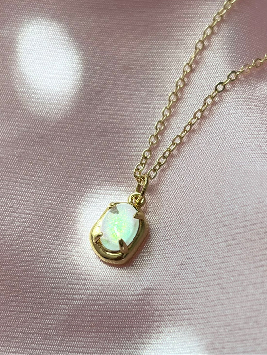 Opal Dream Necklace (18k gold) - Luna Alaska Jewelry